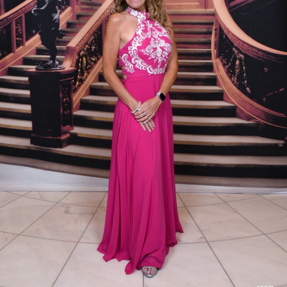 JJ House - A-line Scoop Floor-Length Chiffon Prom Dresses Size 8